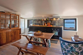 Mira appartement climatisé vue mer centre de Calvi proche port et plage